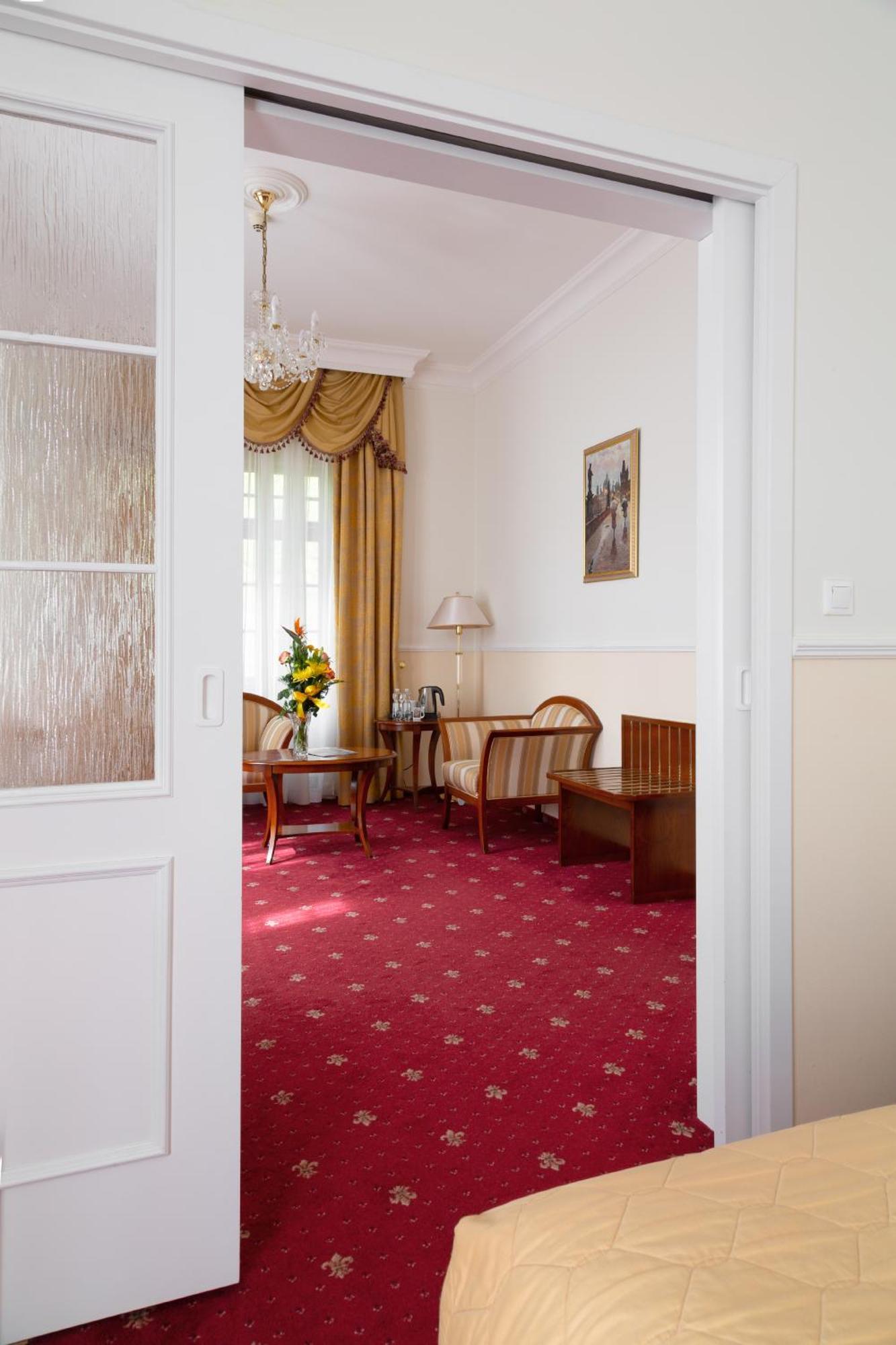 Spa Hotel Villa Ritter Karlsbad Buitenkant foto